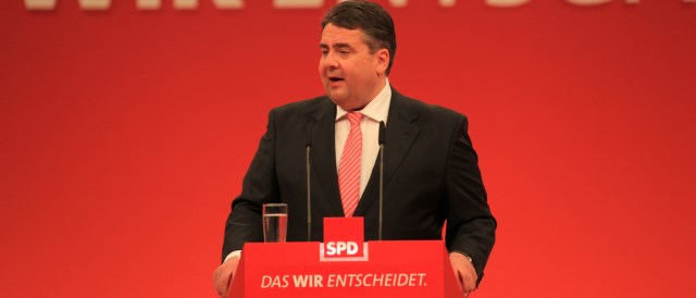 Sigmar Gabriel will be the new minister for the economy and the Energiewende. He was previously minister for the environment between 2005-2009. (Photo by blu-news.org, CC BY-SA 2.0)