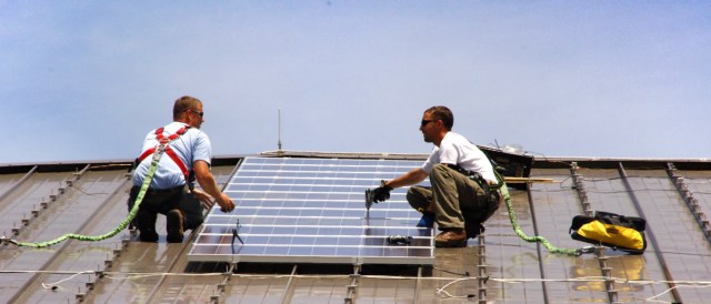 U.S. solar installation costs could be reduced dramatically. (Photo by U.S. Army Environmental Command, CC BY 2.0)