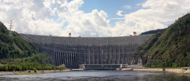 Russia has historically had a high share of hydro power in its electricity mix - other sources of renewables remain underdeveloped. In 2006, Russia had 15MW of wind power capacity, whereas Germany had more than 20.000MW. (Photo by Bubensteyn, CC BY-SA 3.0)