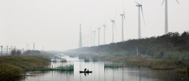 (Photo by the Danish Wind Industry, CC BY-NC 2.0)