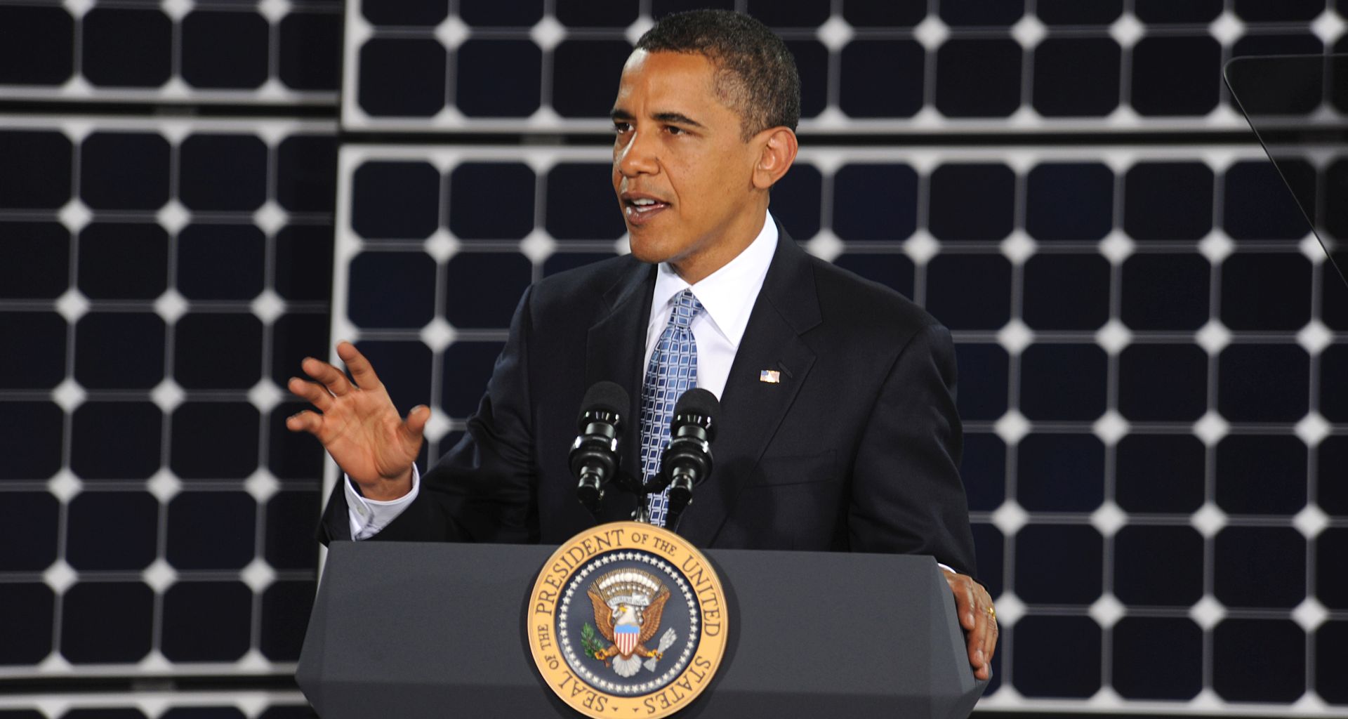 President Obama speaks to the Airman of Nellis Air Force Base Nev. during a visit to Las Vegas. The president spoke about issues concerning world energy and the importance of solar power. (U.S. Air Force Photo/Senior Airman Brian Ybarbo, released)