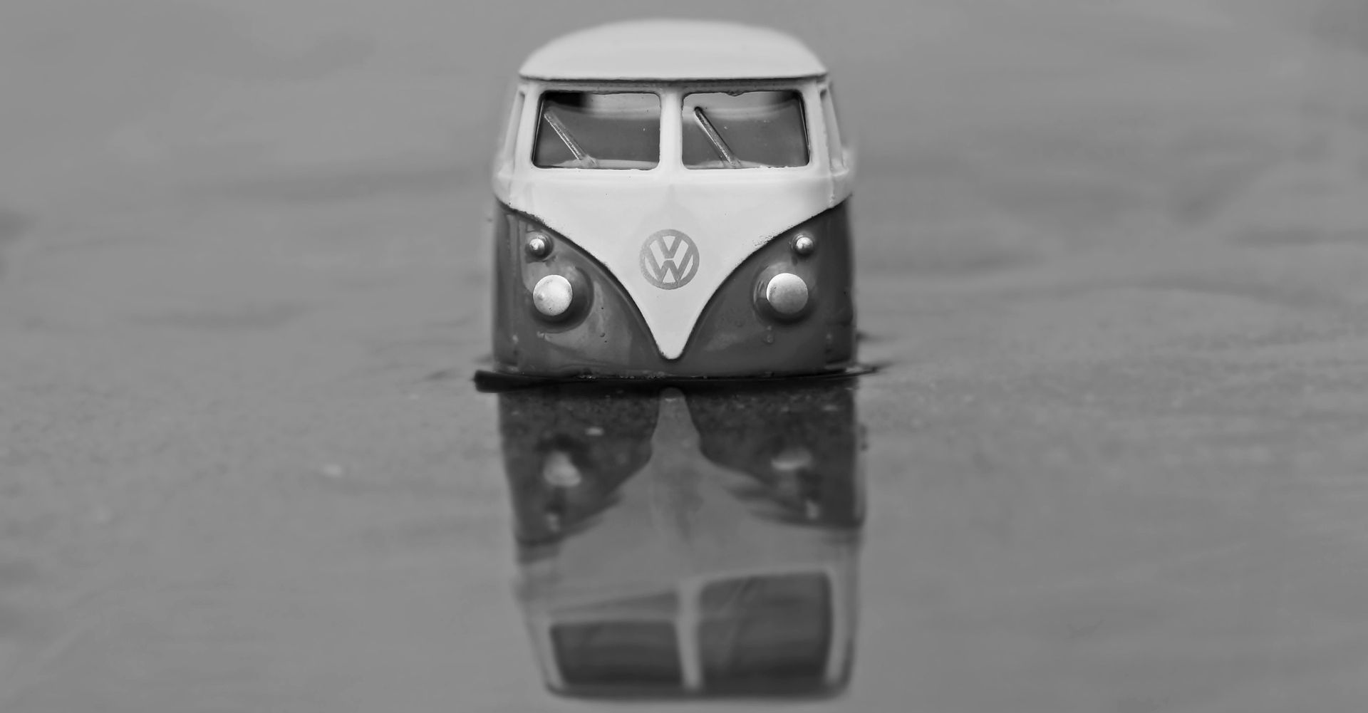 cult vehicle volkswagen minibus standing in water)